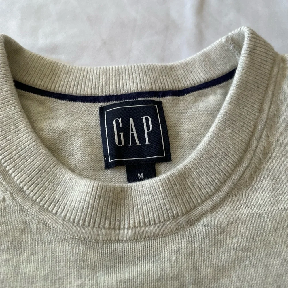GAP Crewneck Sweater, Gray, Sz Medium - Picture 4 of 6
